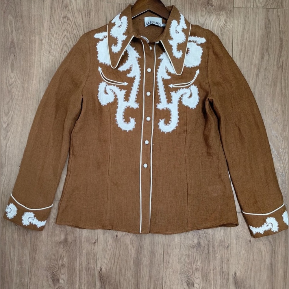 NWOT ALEMAIS Ruby Appliquéd Western Shirt Blouse, US size 2, Cowgirl Western Tan
